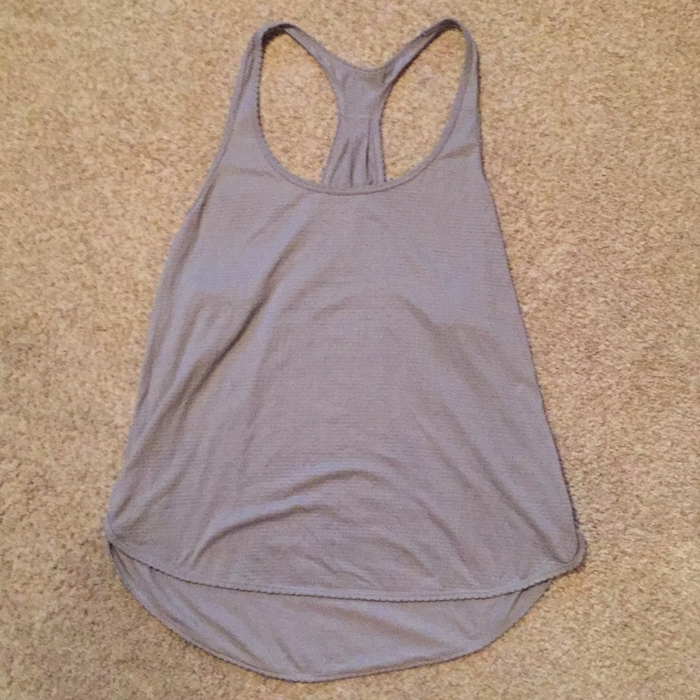 Lululemon 105 scalloped singlet